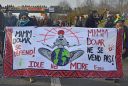 Filename=chr-52878.jpg
Filesize=516KiB
Dimensions=816x553
Date added=Feb 27, 2016 chr-52878.jpg